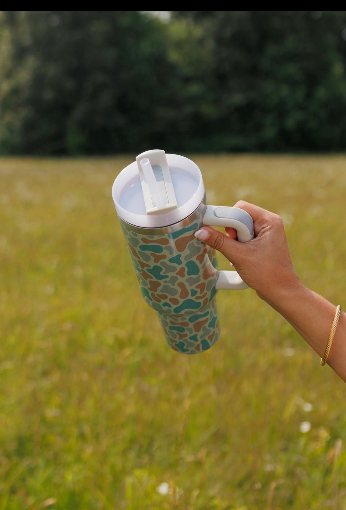 Camo Tumbler with Handle