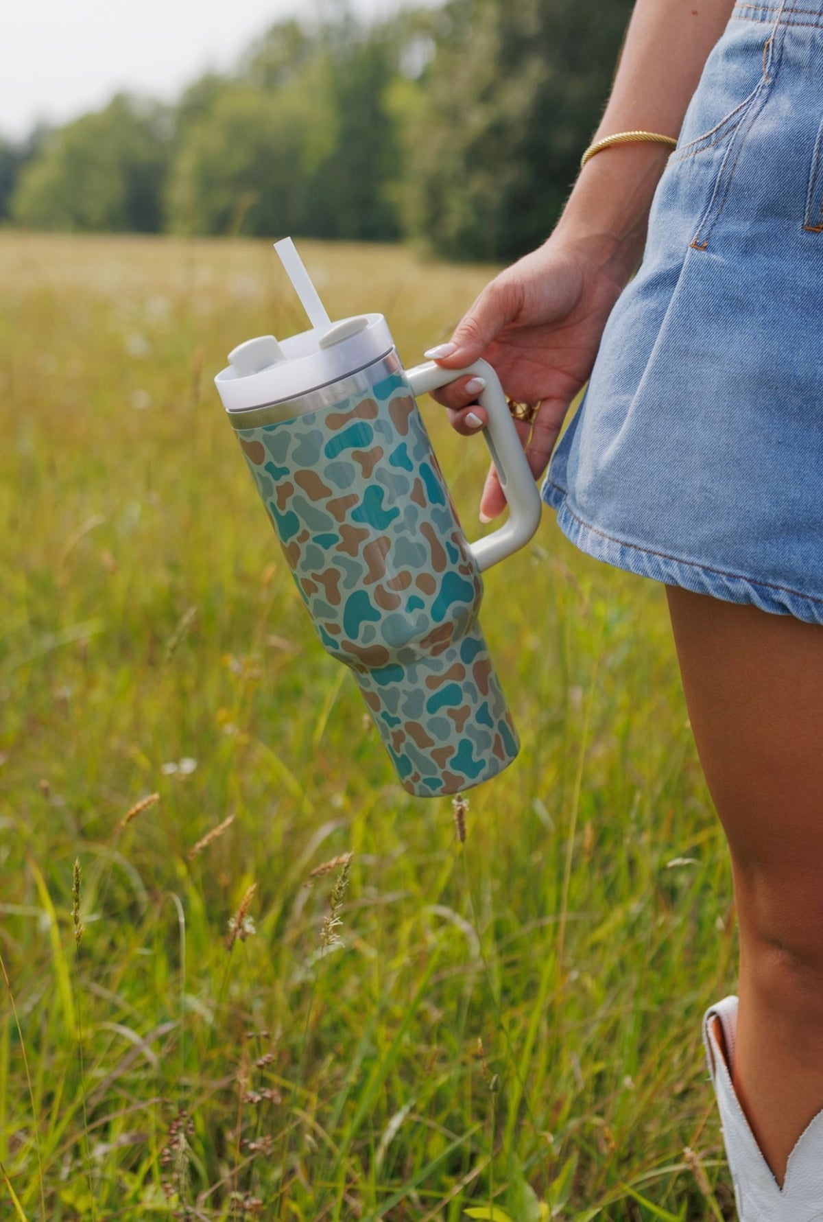 Camo Tumbler with Handle