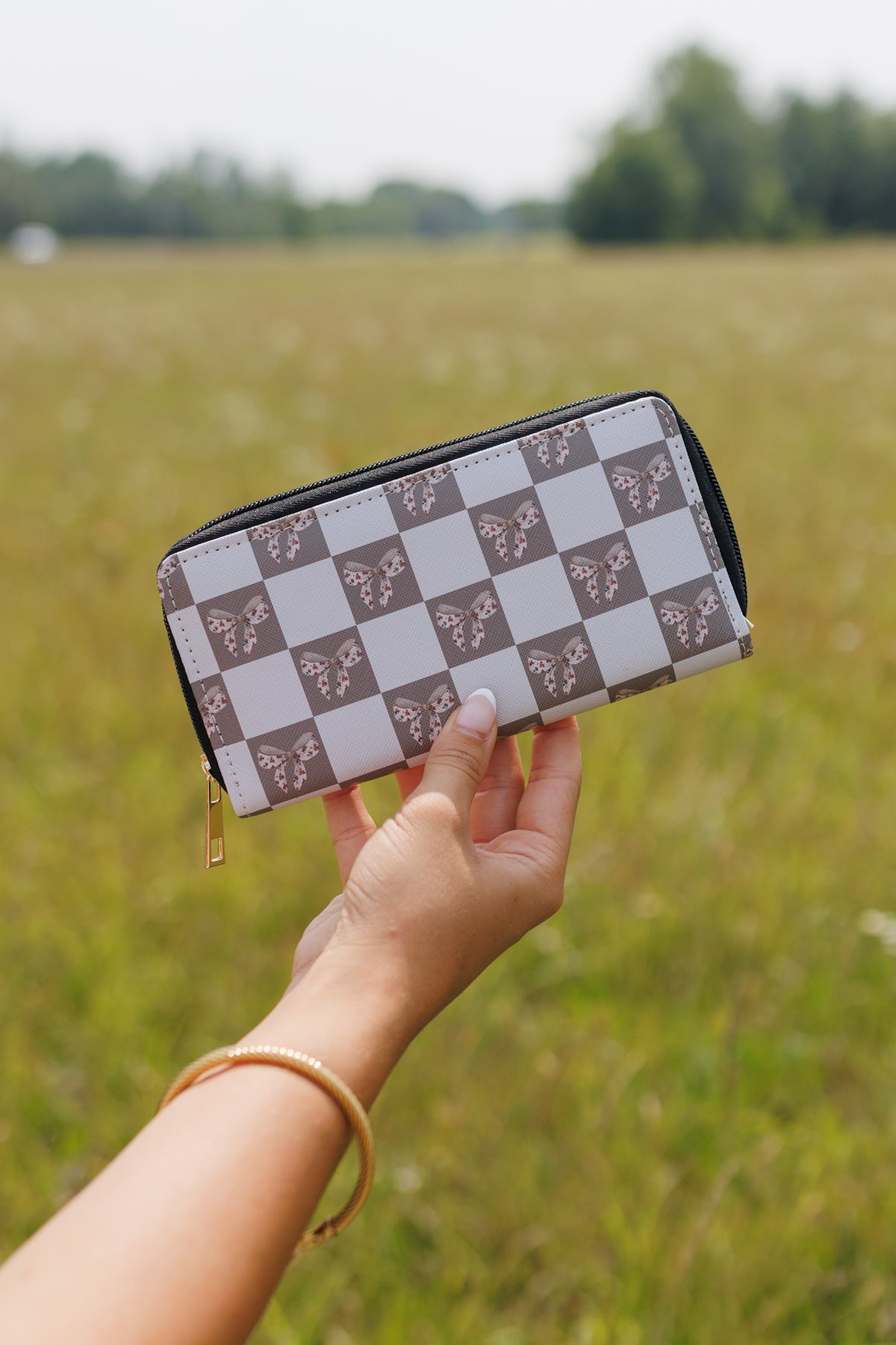 Beige Bow Checkerboard Wallet