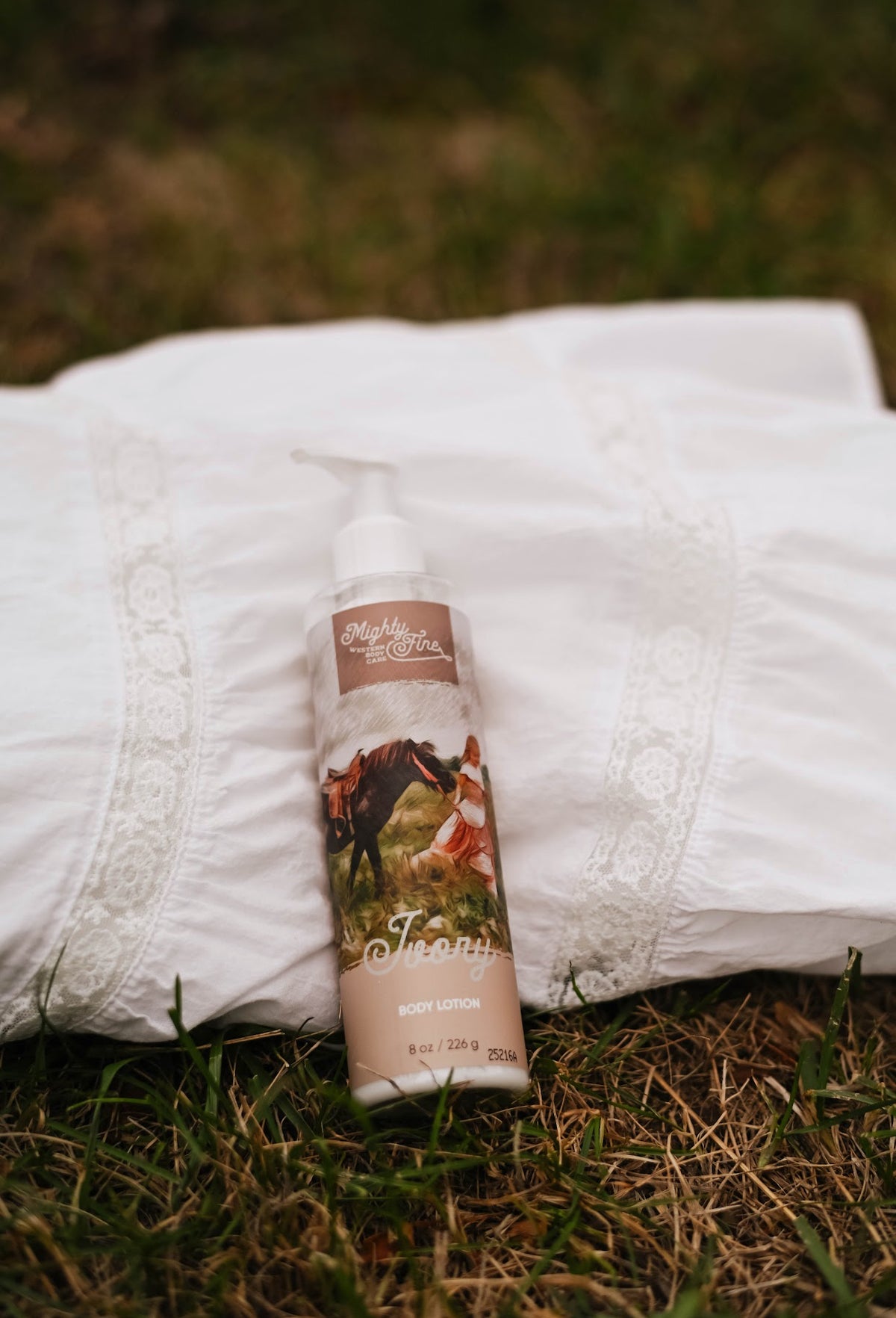 Ivory Floral Pastures Body Lotion – Mighty Fine | Case Pack Options
