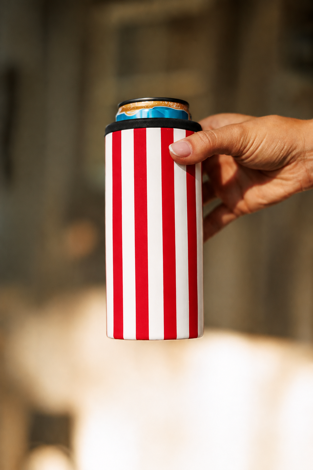 Hard Cooling Can in Red Striped
