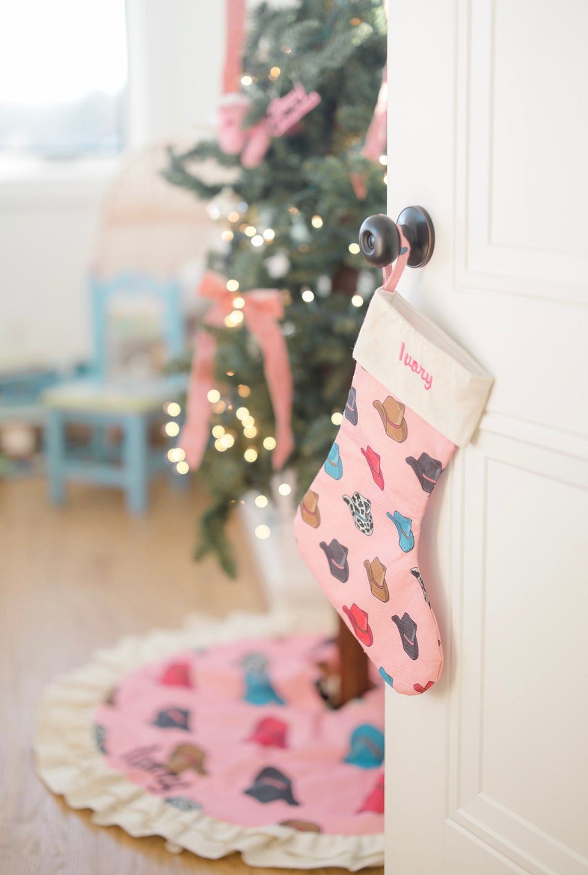 Pink Cowboy Hat Christmas Tree Skirt