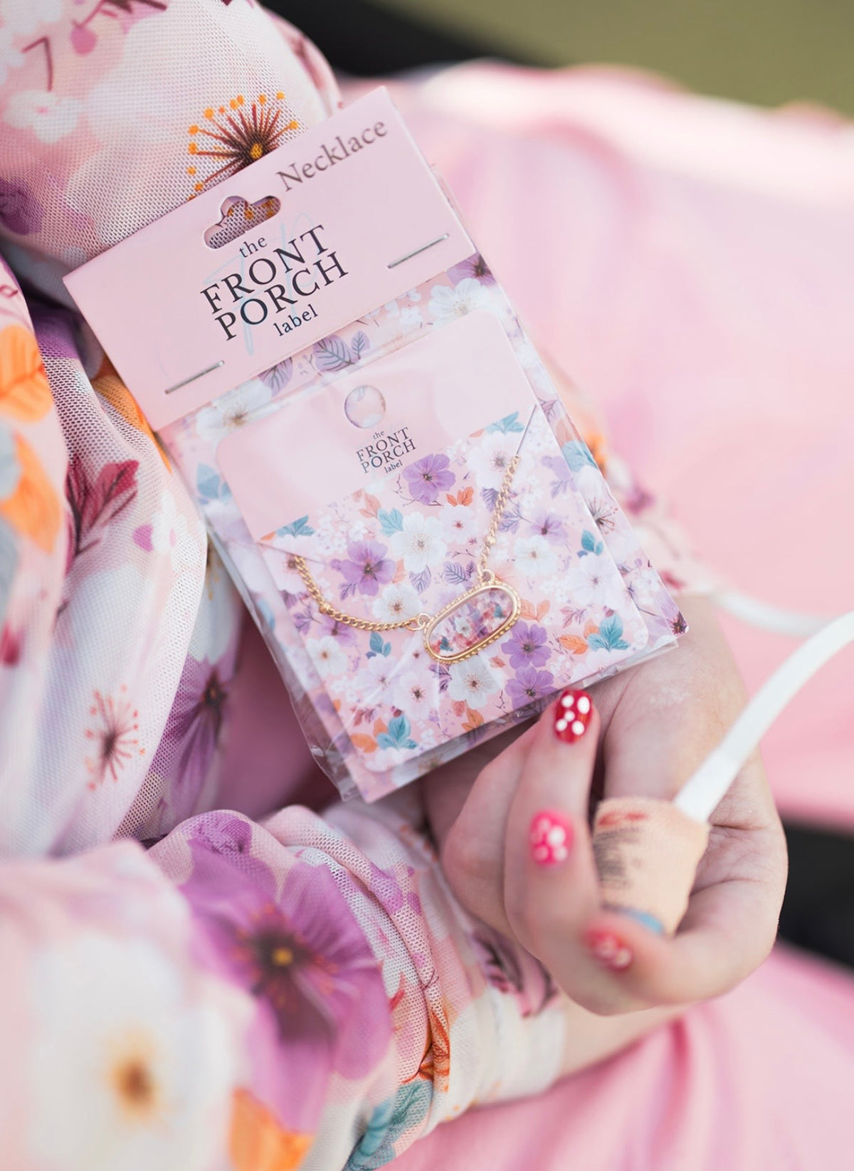 Scarlett Giveback Floral Necklace