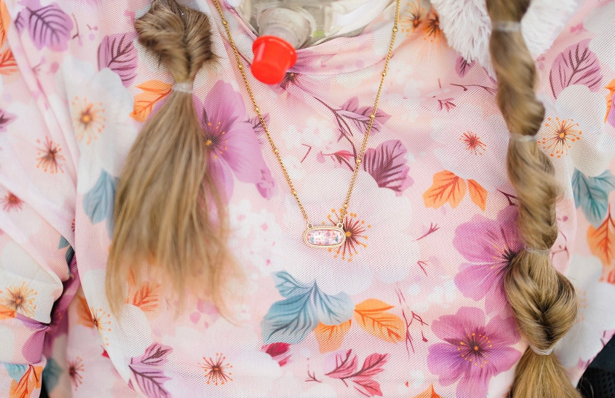 Scarlett Giveback Floral Necklace