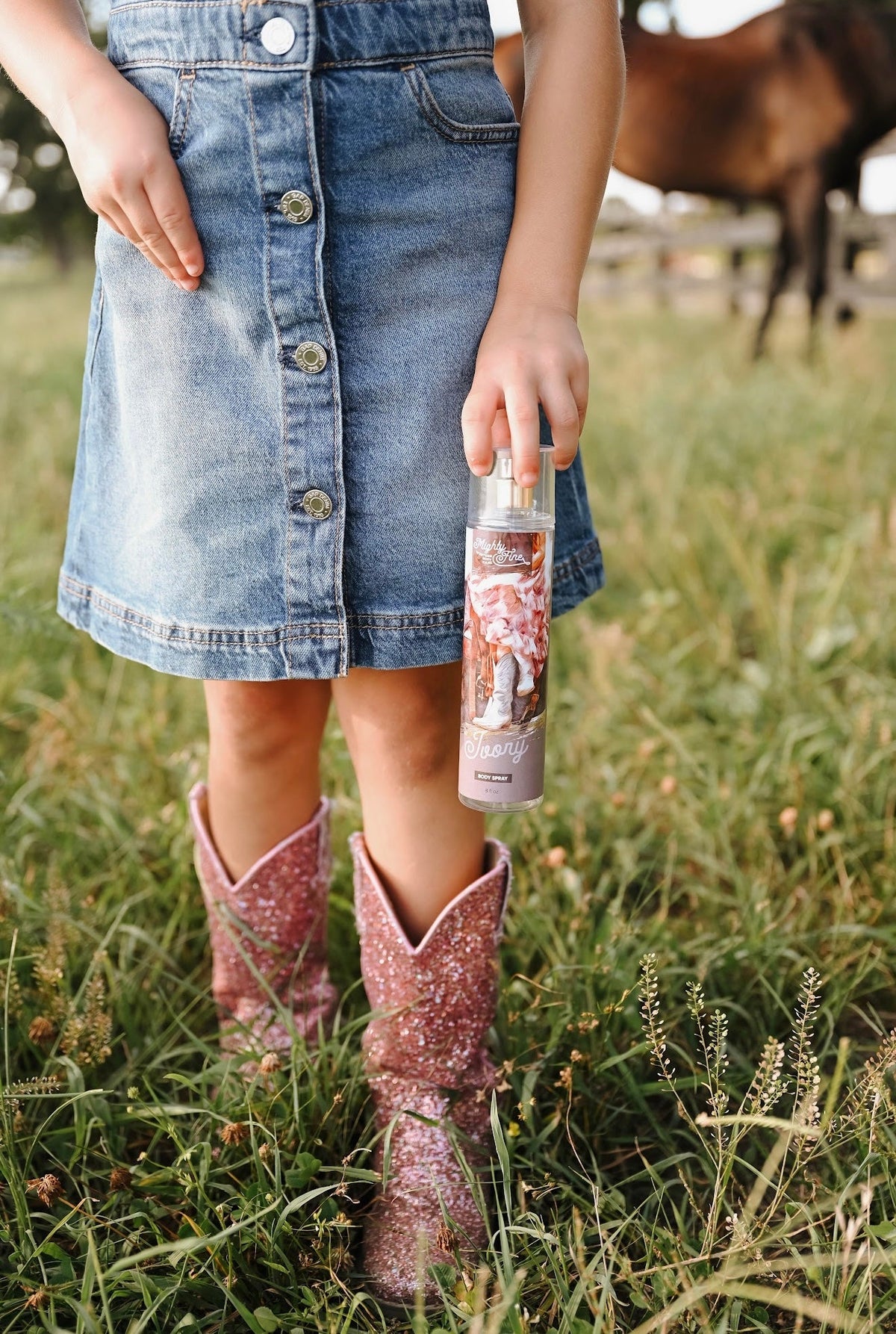Ivory Floral Pastures Body Spray – Mighty Fine | Case Pack Options